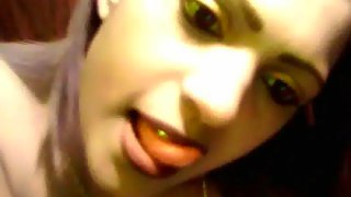 Indian cutie undresses on her webcam