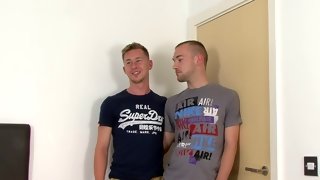 Great gay couple gets busy having hardcore intercourse