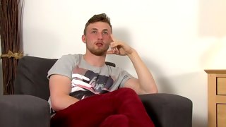 Straight dude enjoys being watched while wanking it