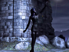 picture #3 ::: Gorgeous elven princess walks around the ruins naked